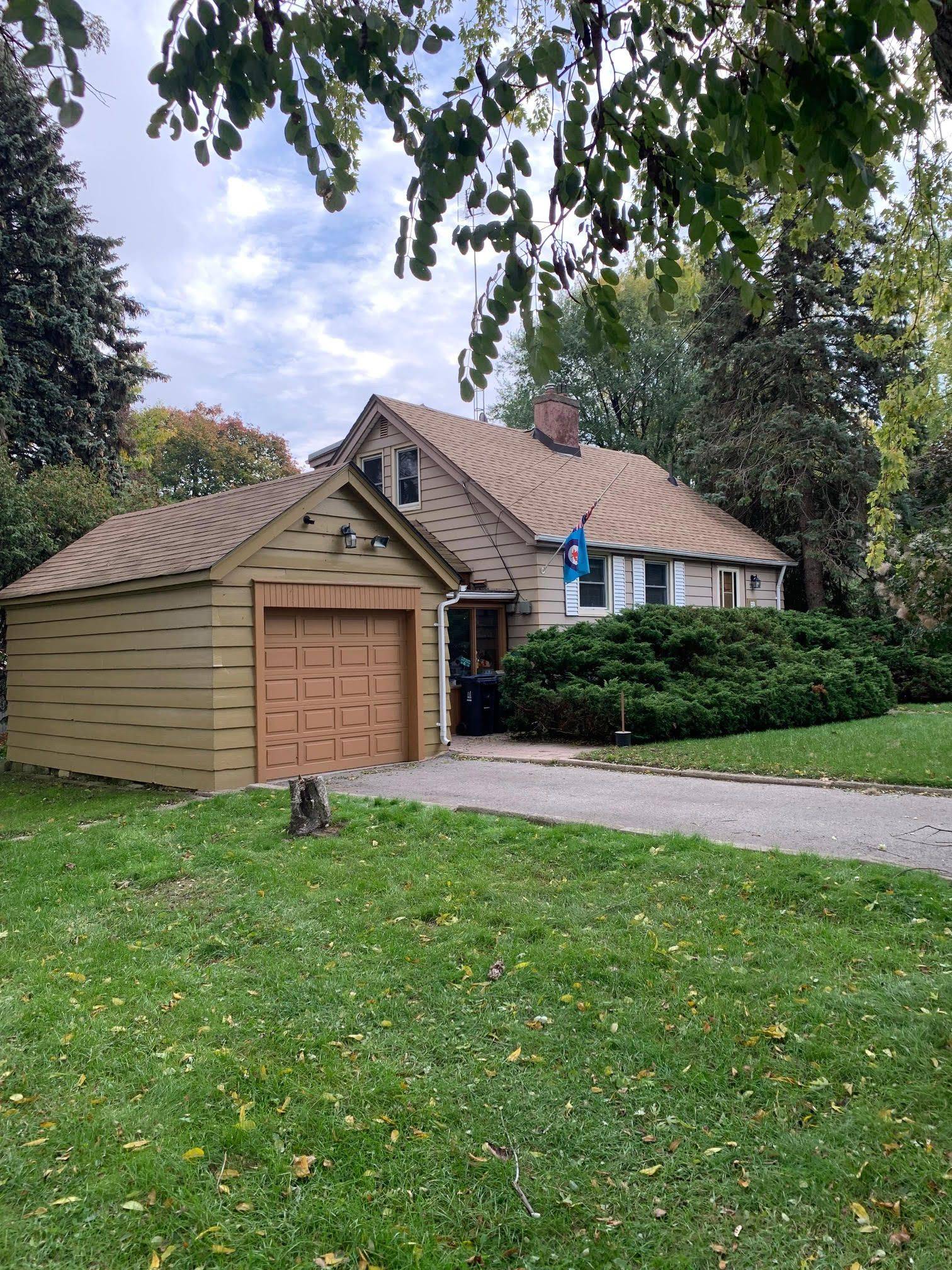 Toronto E08, ON M1M 2W9,21 Faircroft BLVD