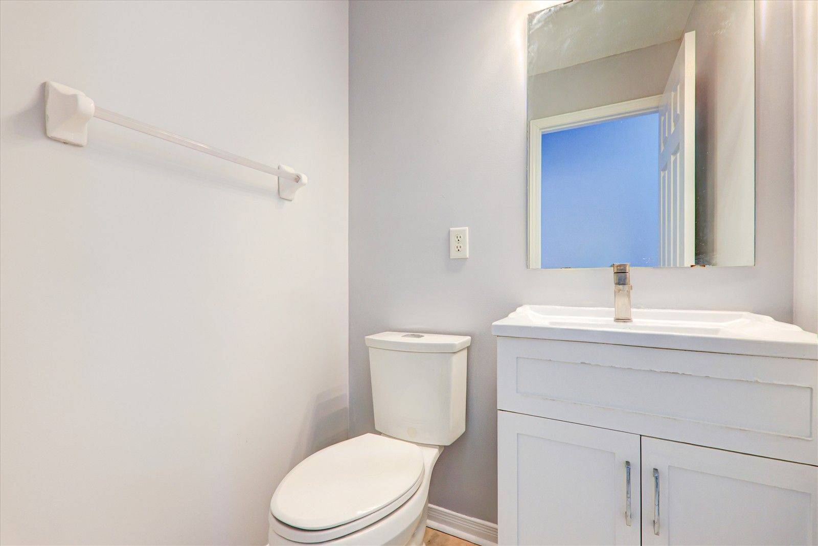 Toronto E11, ON M1B 4L8,221 Hupfield TRL #MAIN