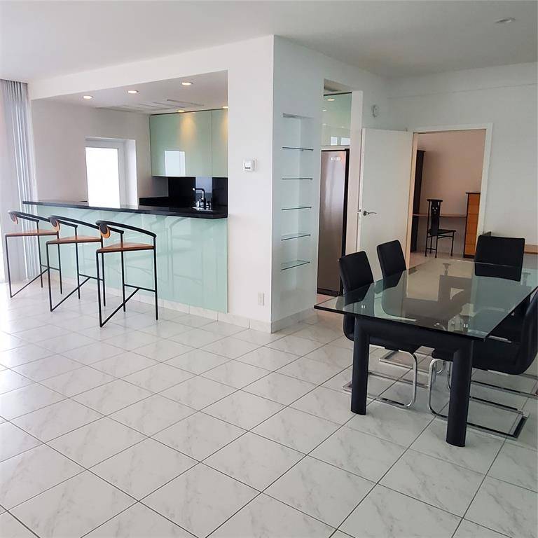 Fort Lauderdale, FL 33308,2841 N Ocean Blvd #2008