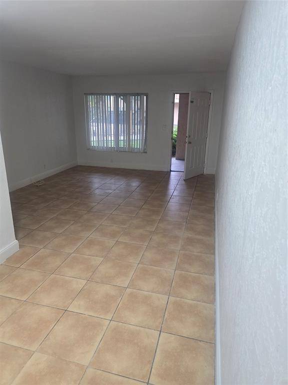 Lauderdale Lakes, FL 33311,2436 NW 39th Way