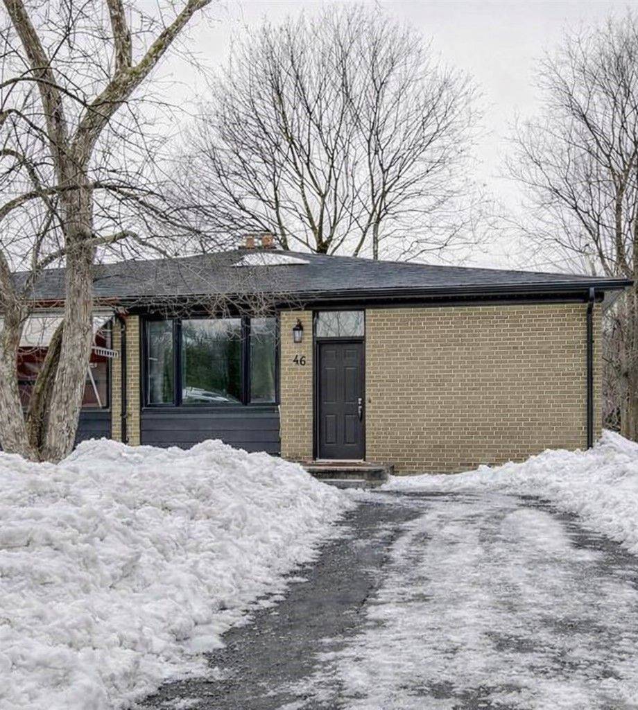 Aurora, ON L4G 2B6,46 Davis RD