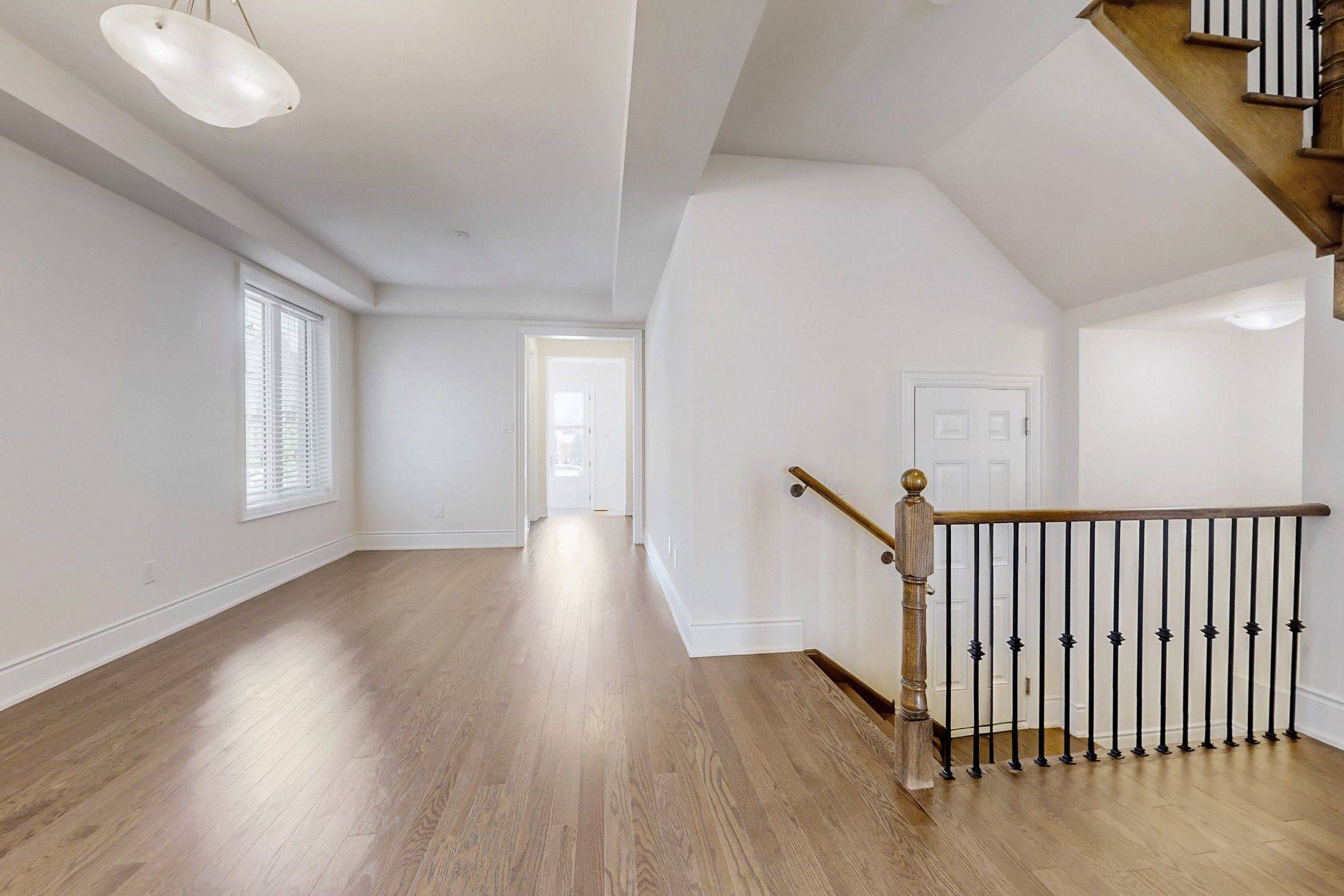 East Gwillimbury, ON L9N 0V7,151 Silk Twist DR