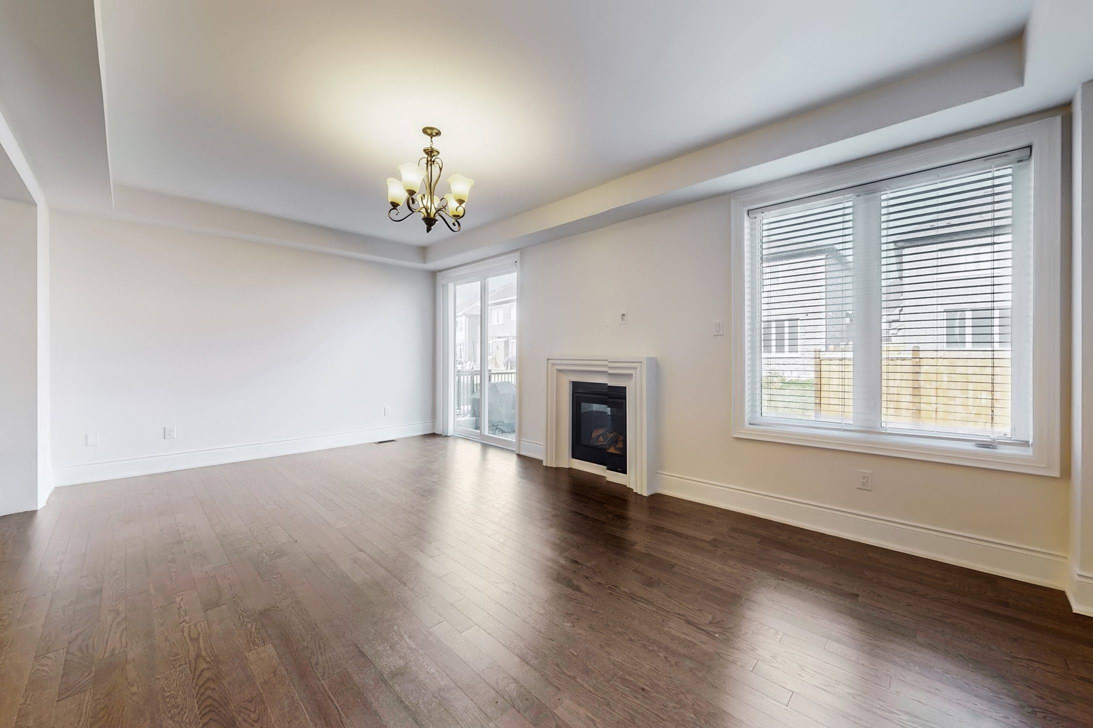 East Gwillimbury, ON L9N 0V7,151 Silk Twist DR