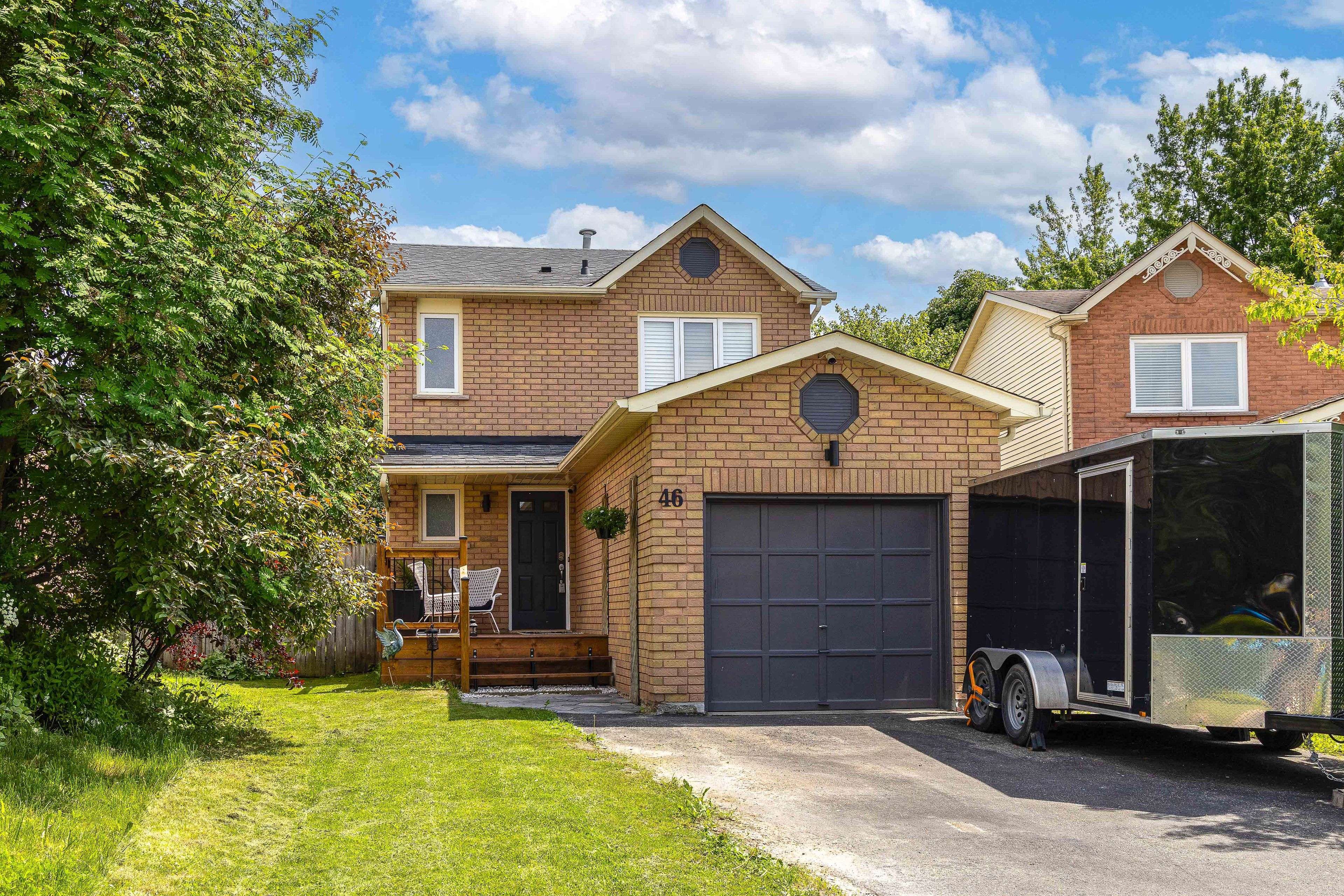Barrie, ON L4M 6G6,46 Hadden CRES
