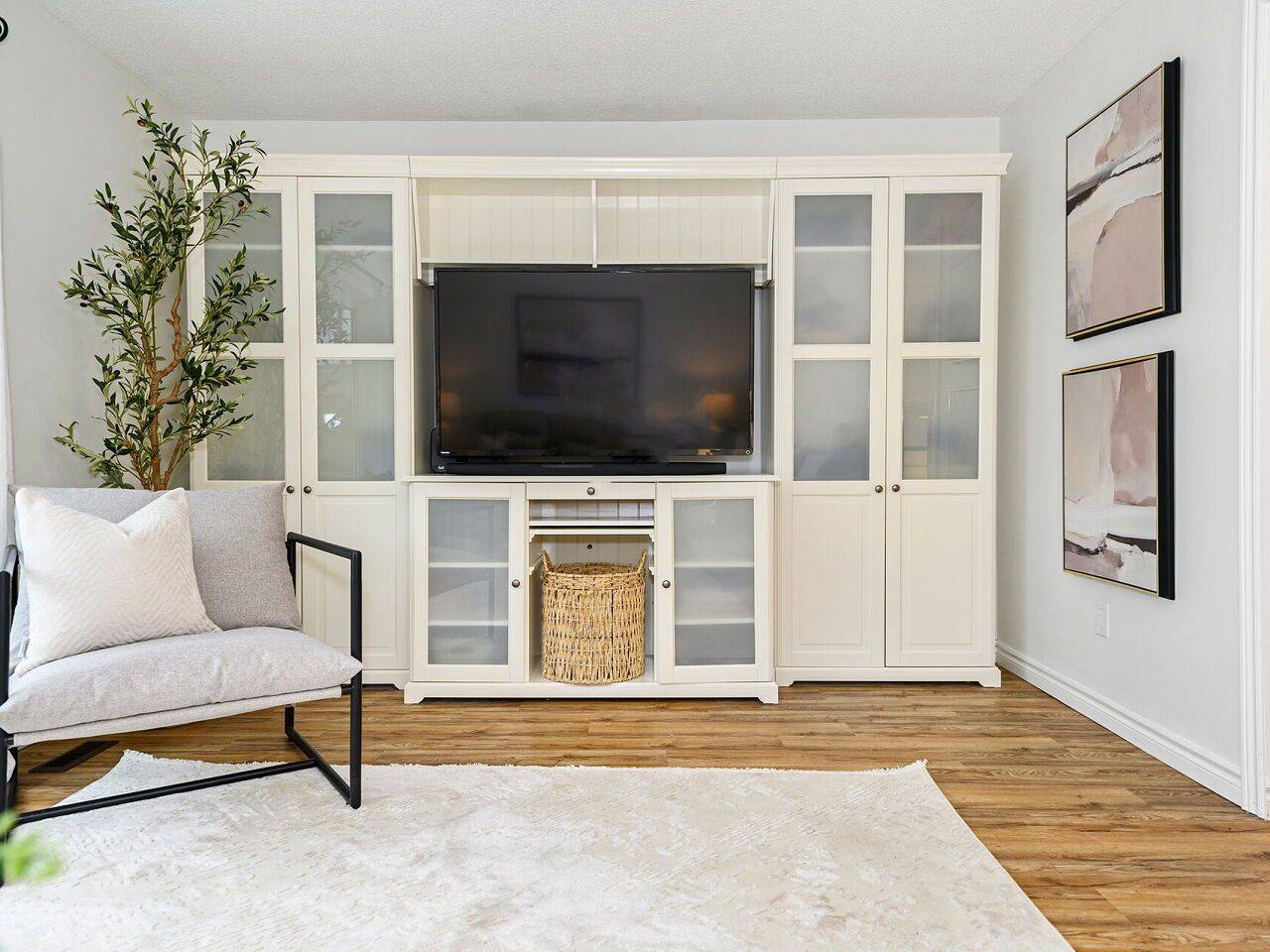 Burlington, ON L7L 2N8,655 Lomond CRES