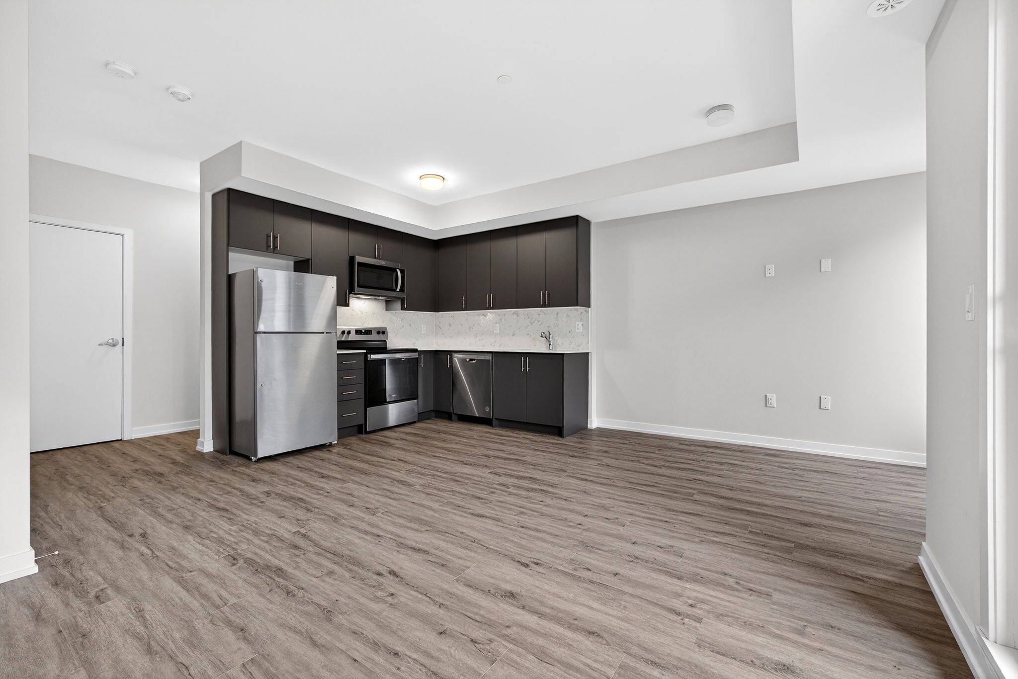 Mississauga, ON L5L 0C1,3560 Colonial DR