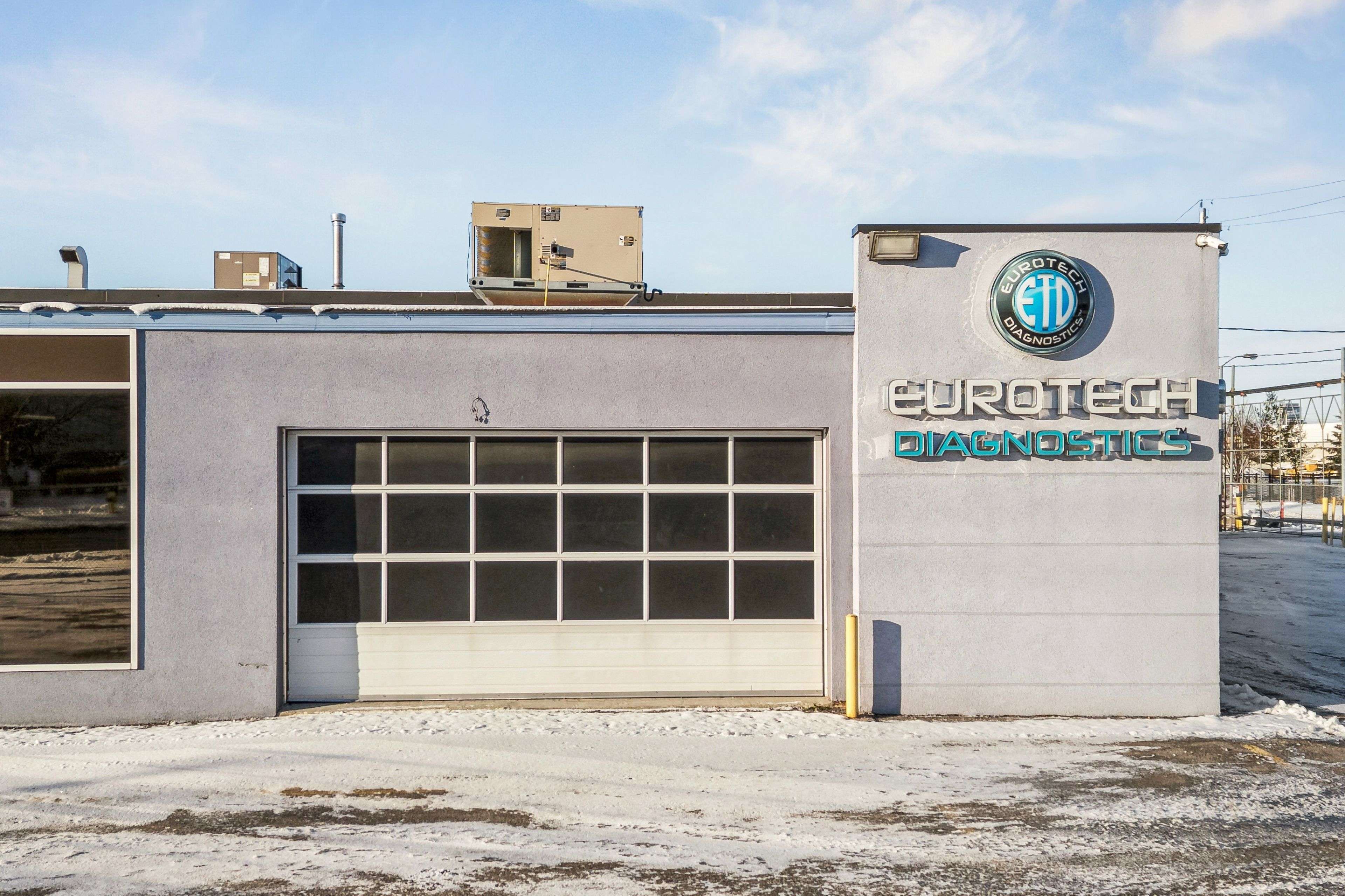 Toronto W05, ON M9L 1T2,96-100 Signet DR