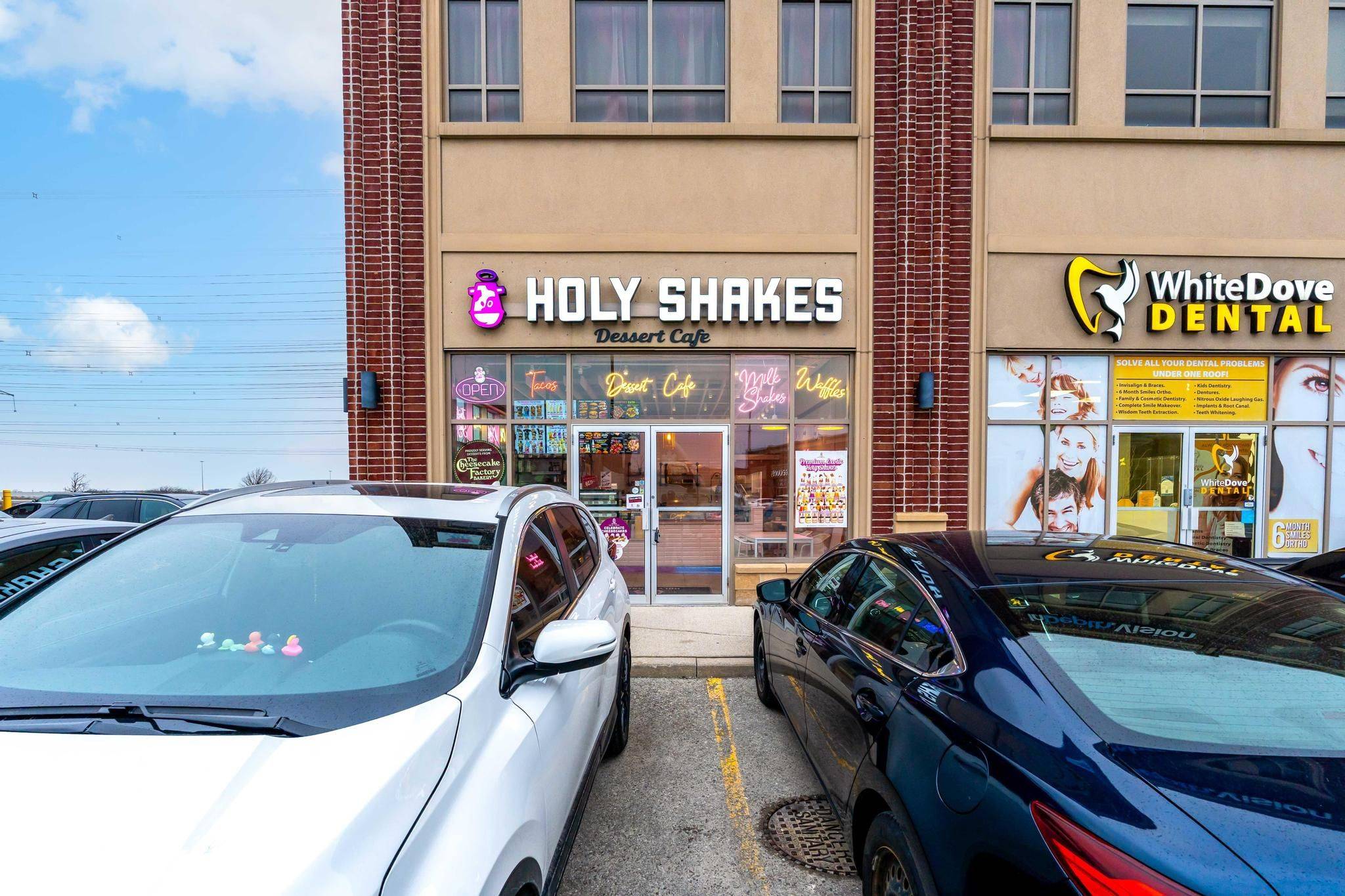 Milton, ON L9T 0R3,61 James Snow Pkwy N #Unit 1