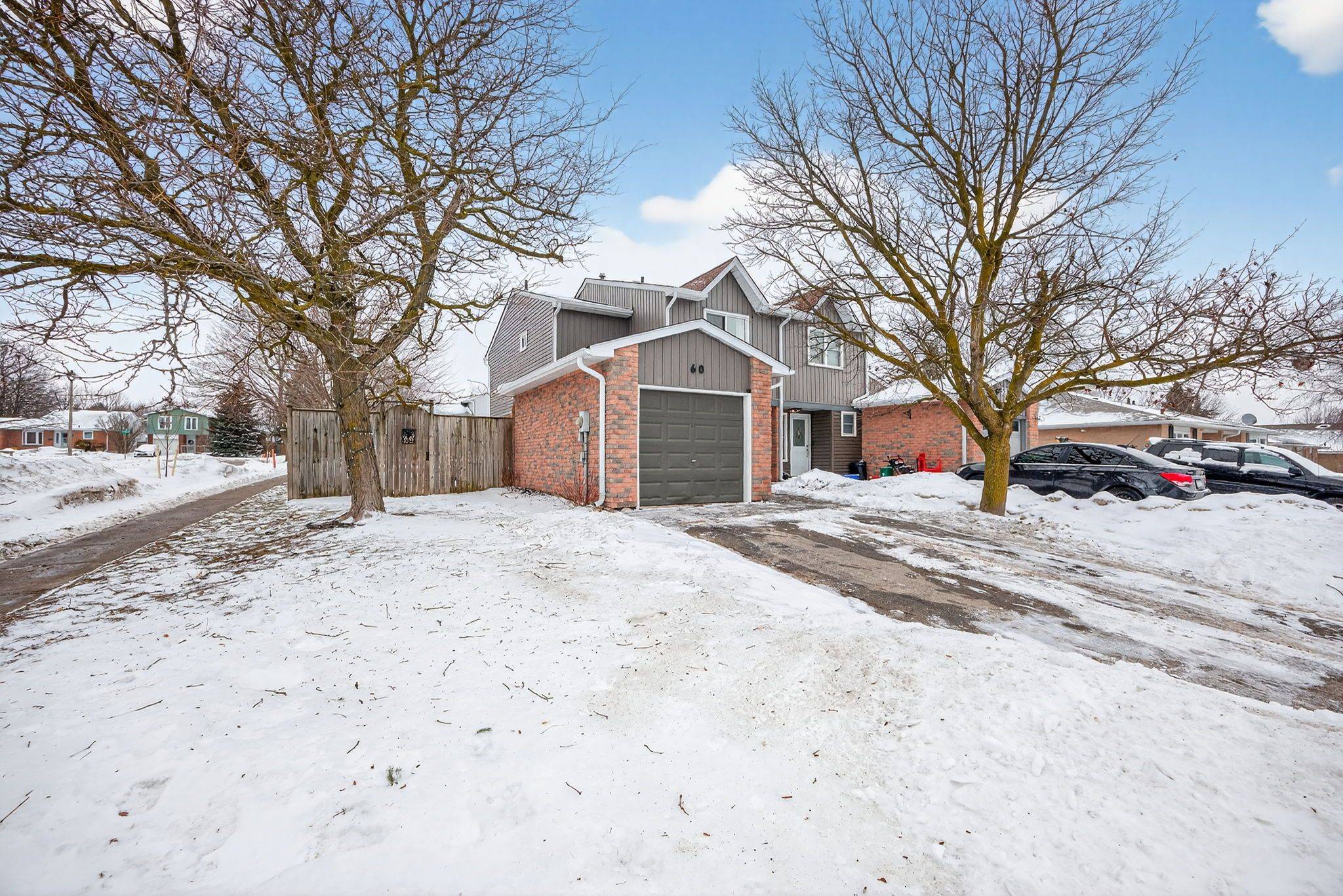 Orangeville, ON L9W 3P7,60 Manor CRES