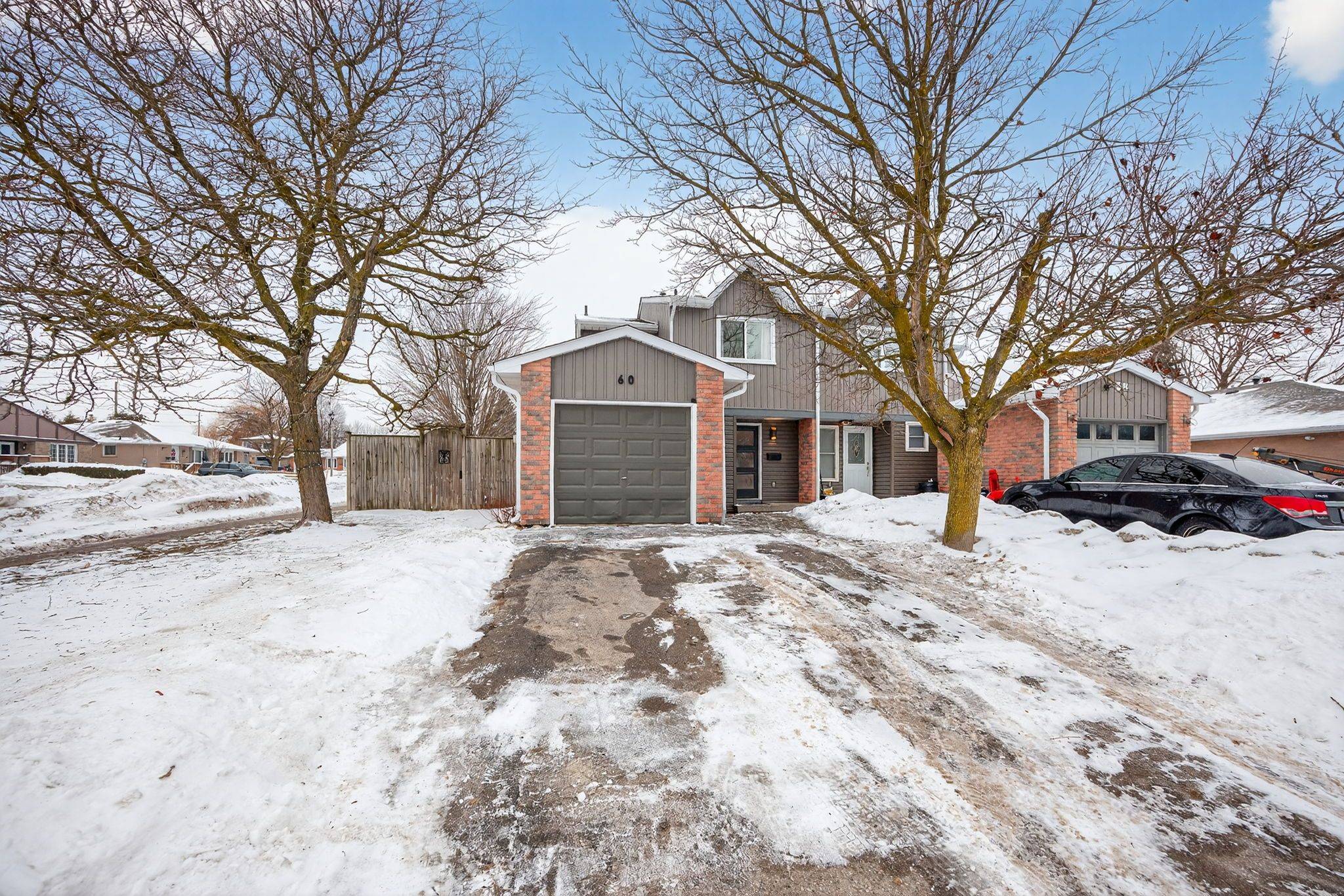 Orangeville, ON L9W 3P7,60 Manor CRES