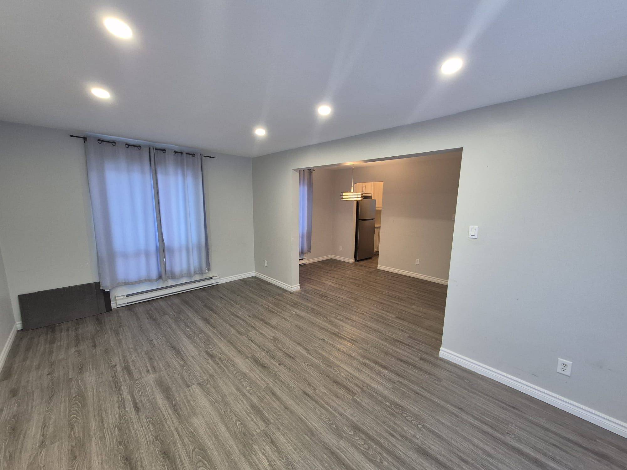 Brampton, ON L6S 2N6,12 Hoskins SQ