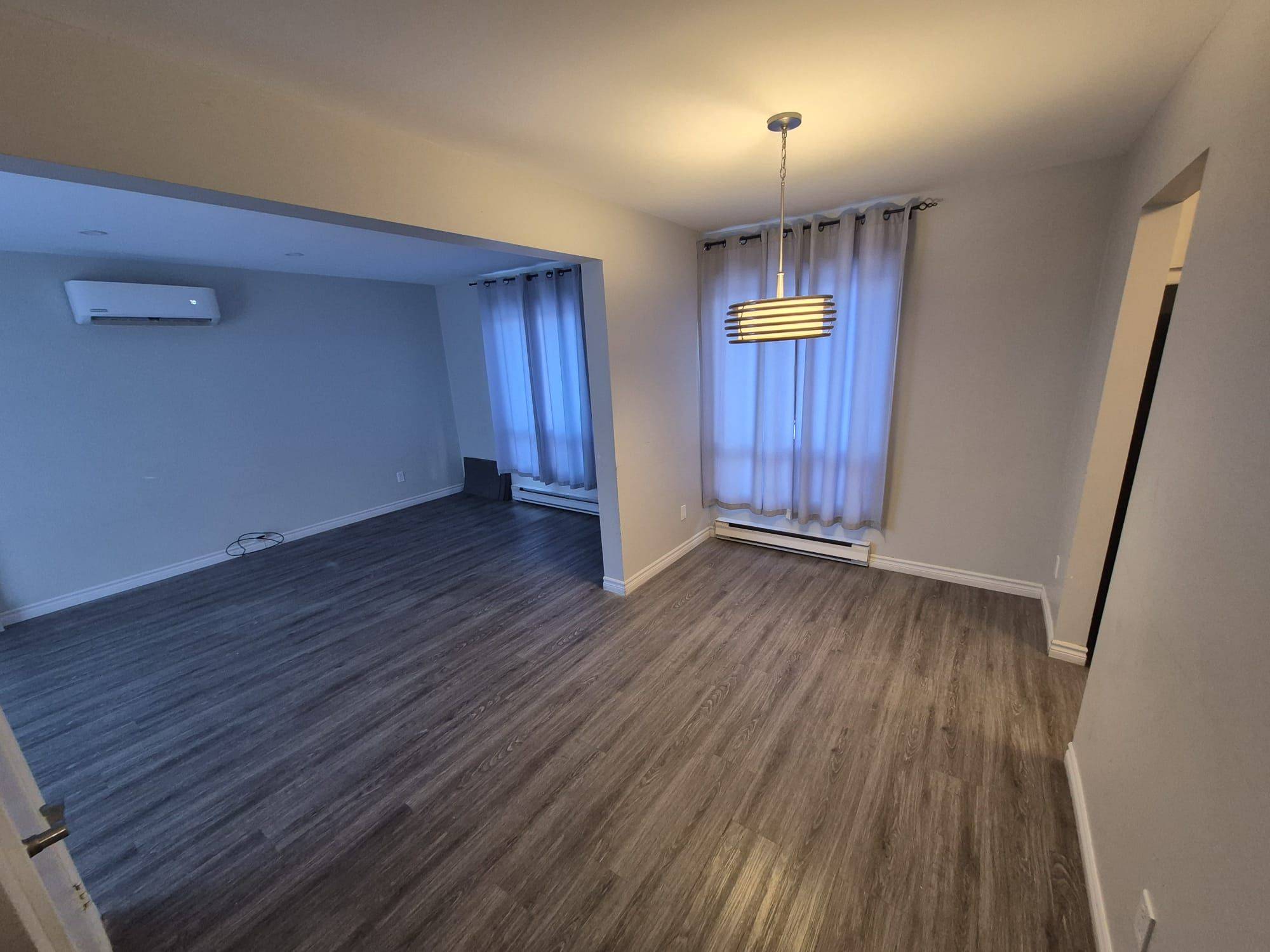 Brampton, ON L6S 2N6,12 Hoskins SQ