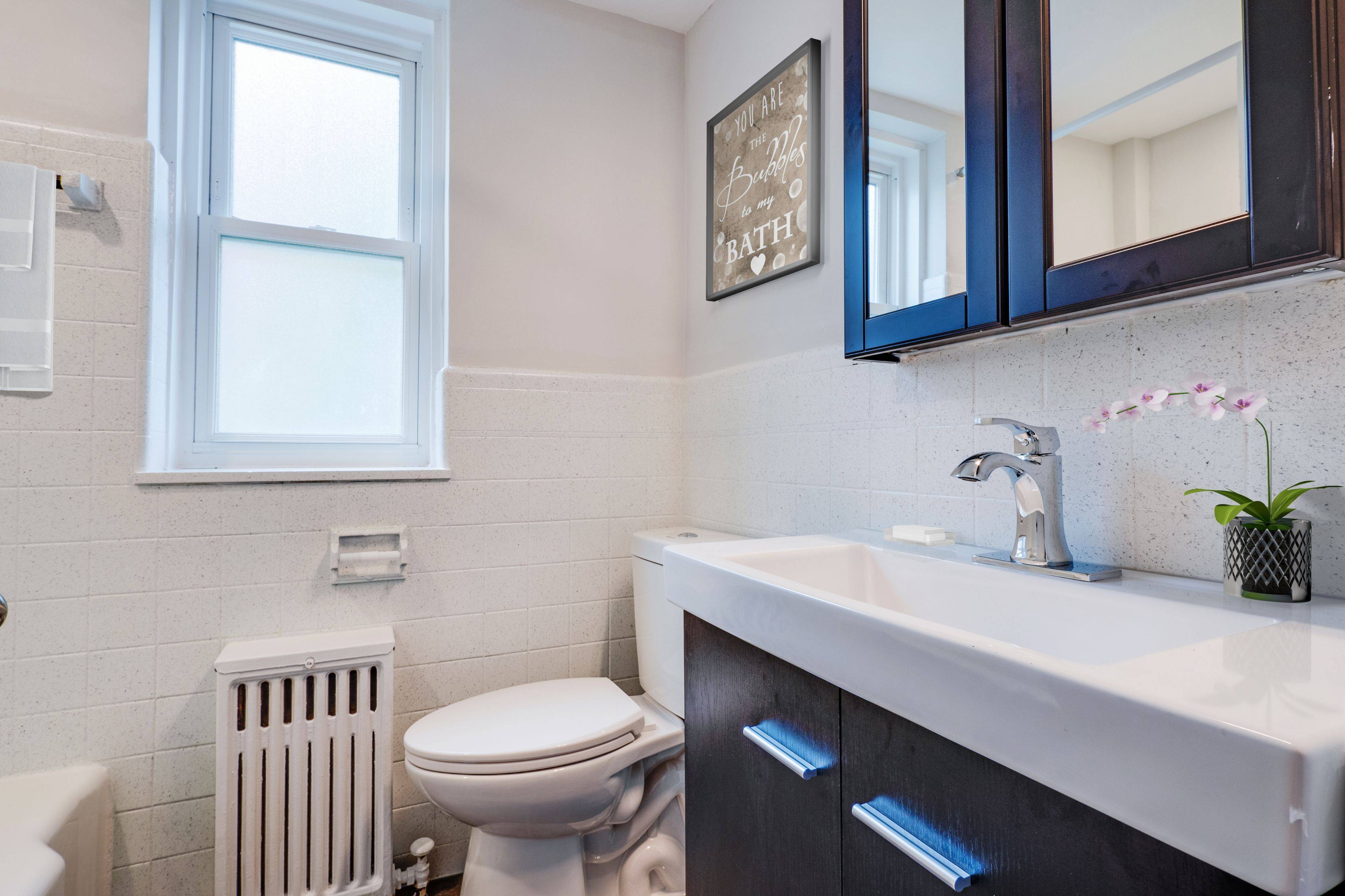 Toronto W08, ON M9A 3B3,18 Anglesey BLVD #302