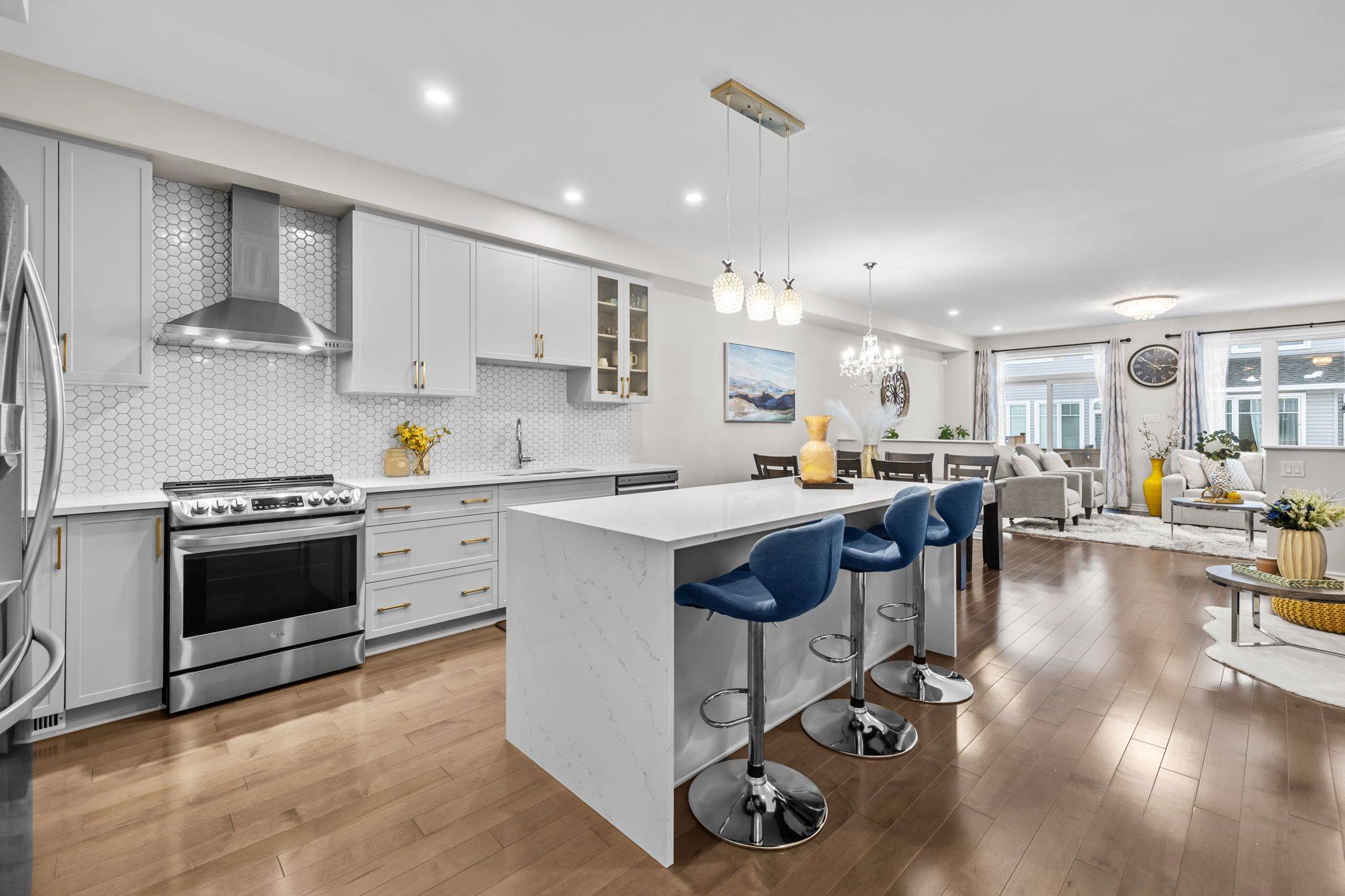 Blossom Park - Airport And Area, ON K1T 0S5,103 Nepeta CRES