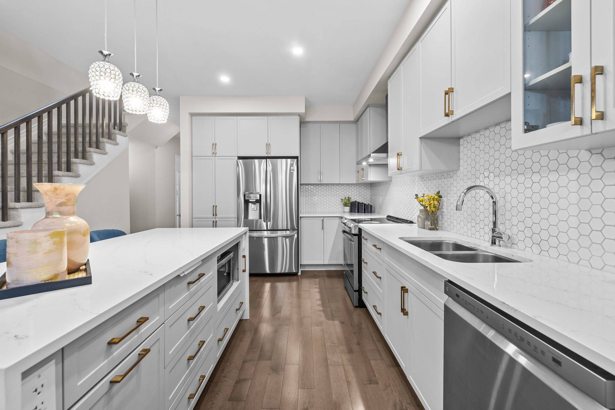 Blossom Park - Airport And Area, ON K1T 0S5,103 Nepeta CRES