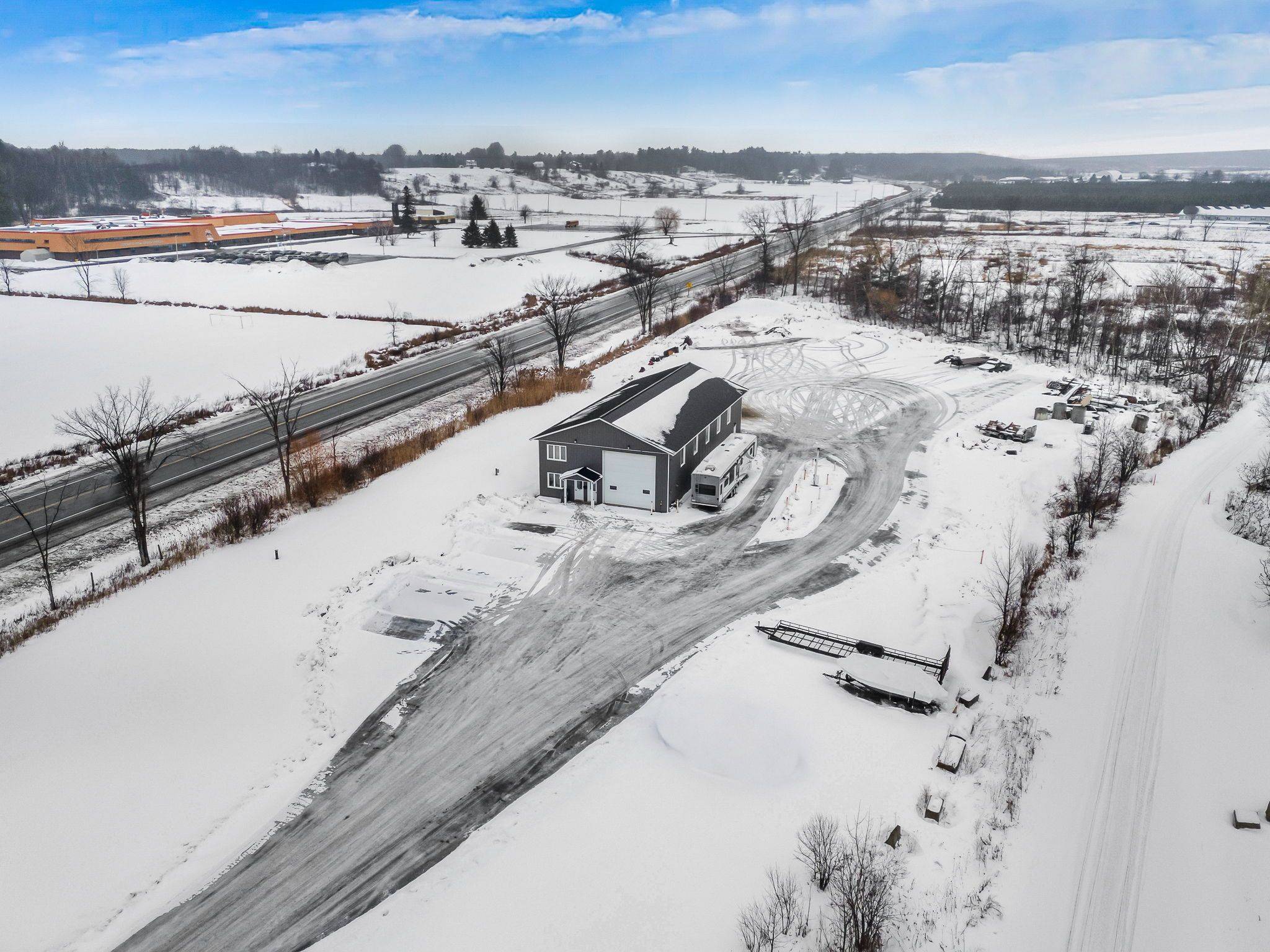 Alfred And Plantagenet, ON K0B 1L0,6155 County Road 17 HWY