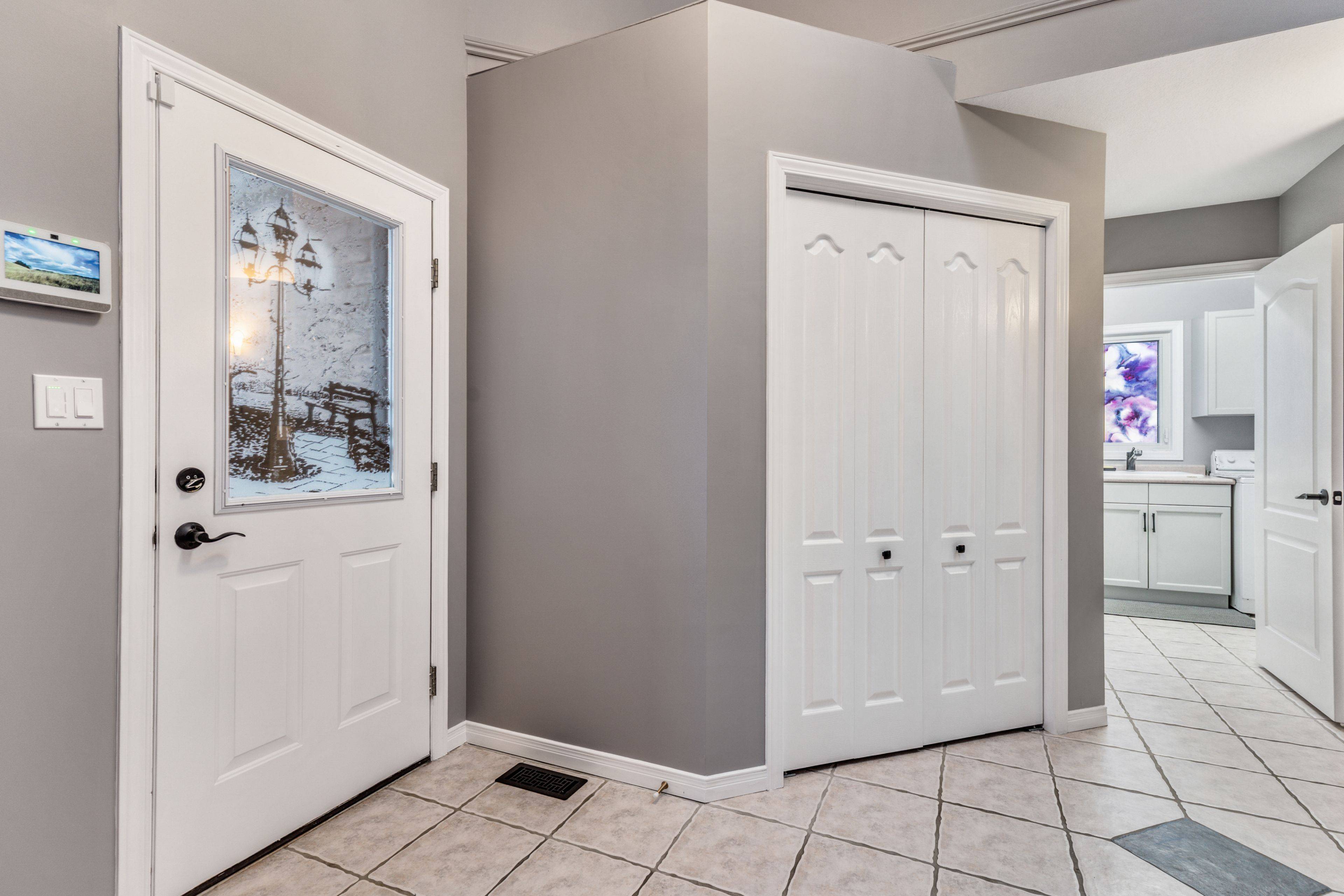 Kitchener, ON N2P 2K9,113 Deer Ridge DR