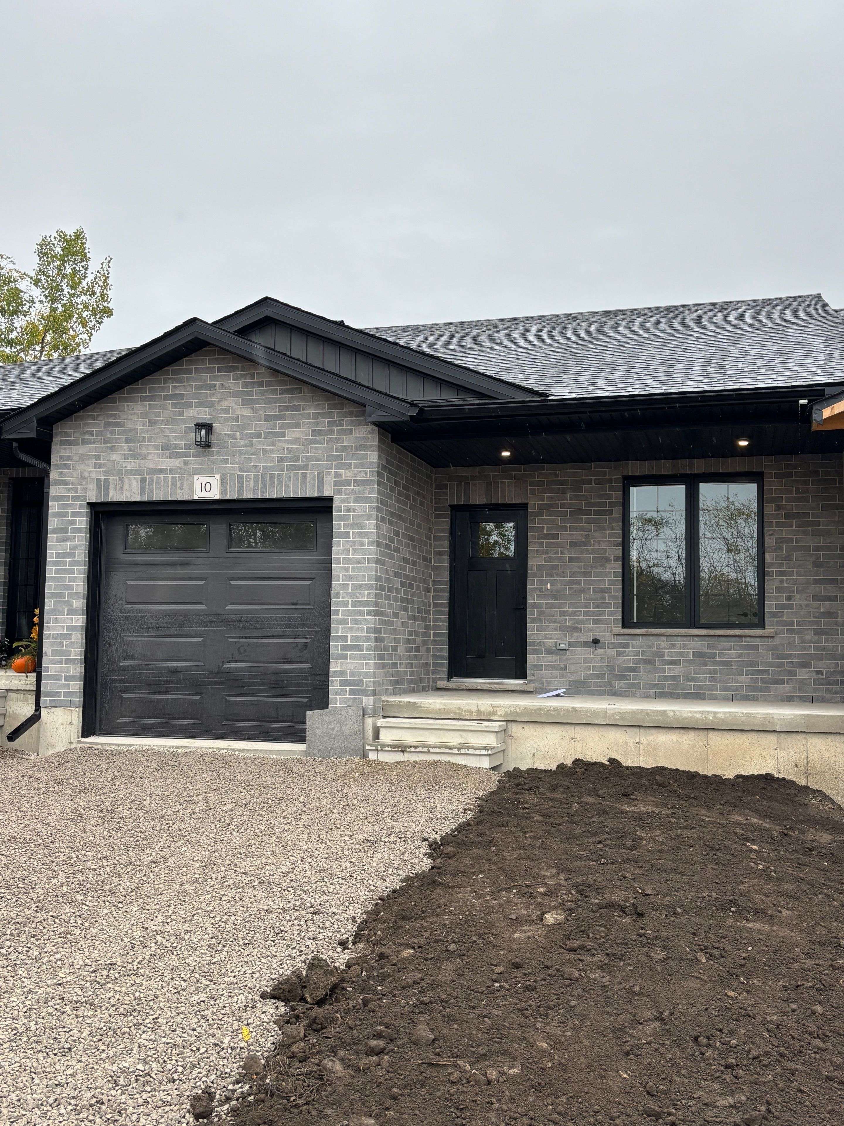 St. Marys, ON N4X 0C9,9-165 Egan AVE N