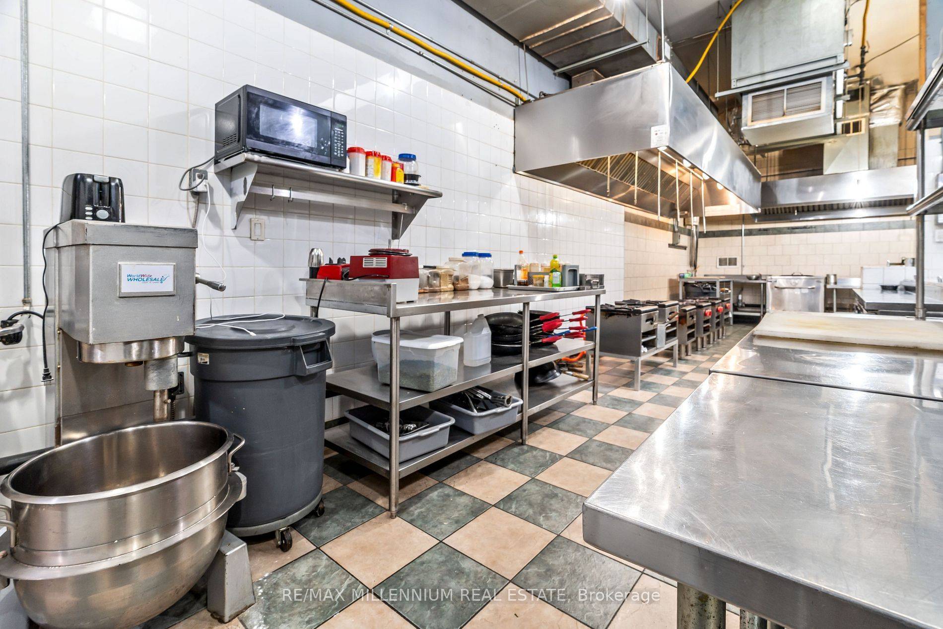 Hamilton, ON L8L 2A3,104 Cannon ST E