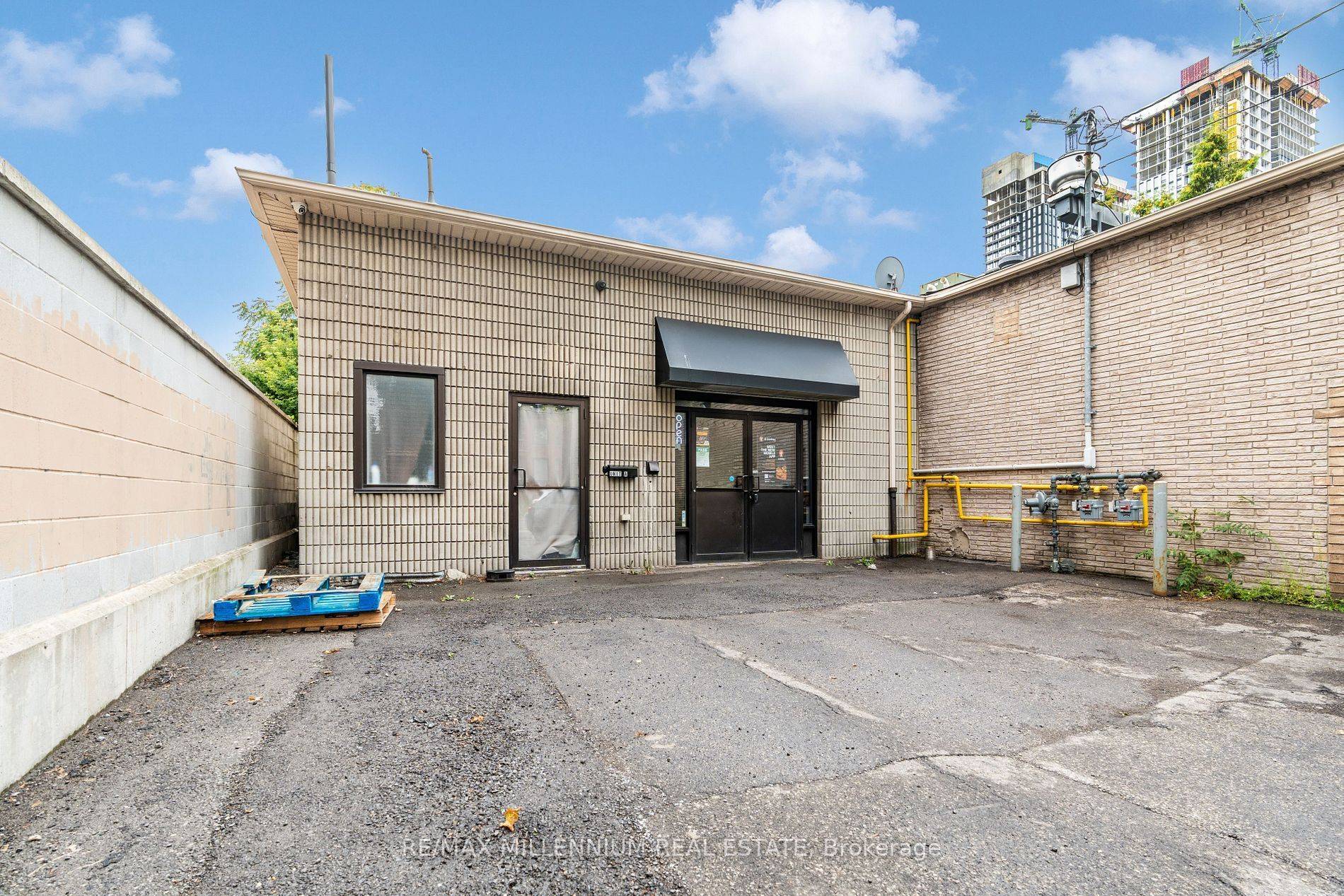 Hamilton, ON L8L 2A3,104 Cannon ST E