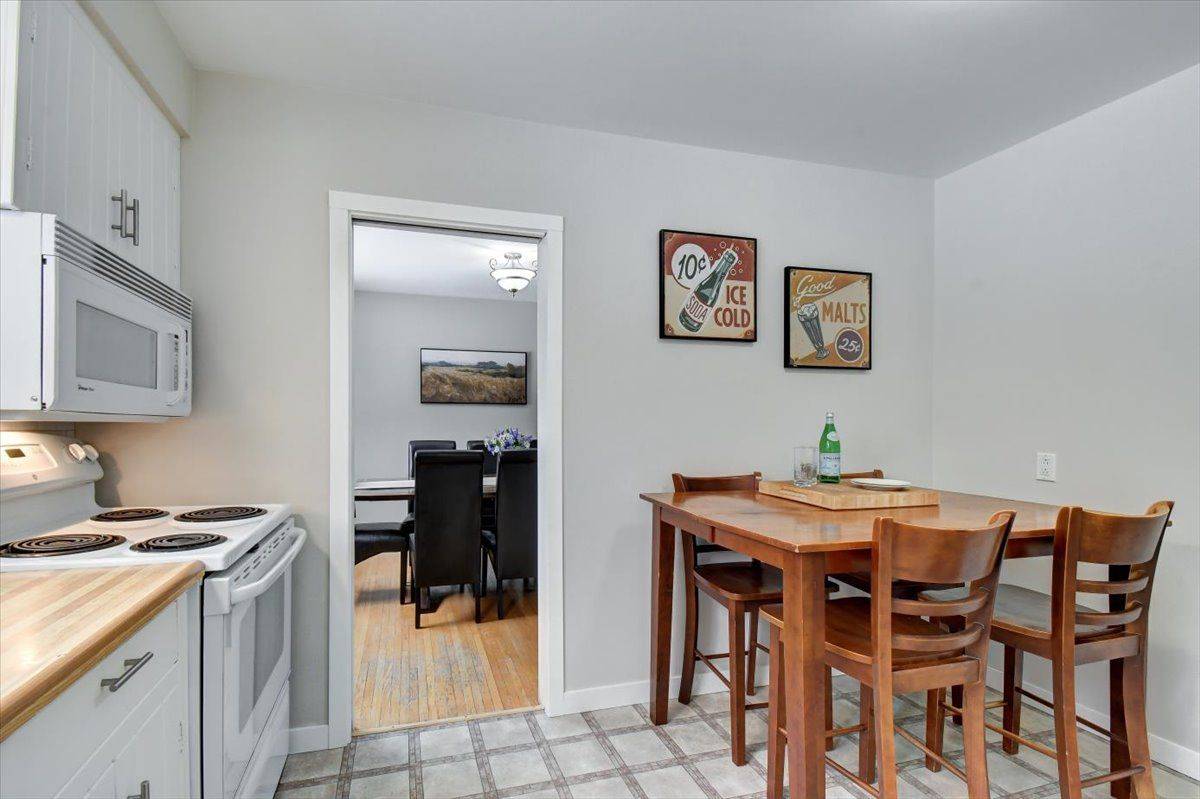 Peterborough, ON K9H 6V6,1193 Huron ST