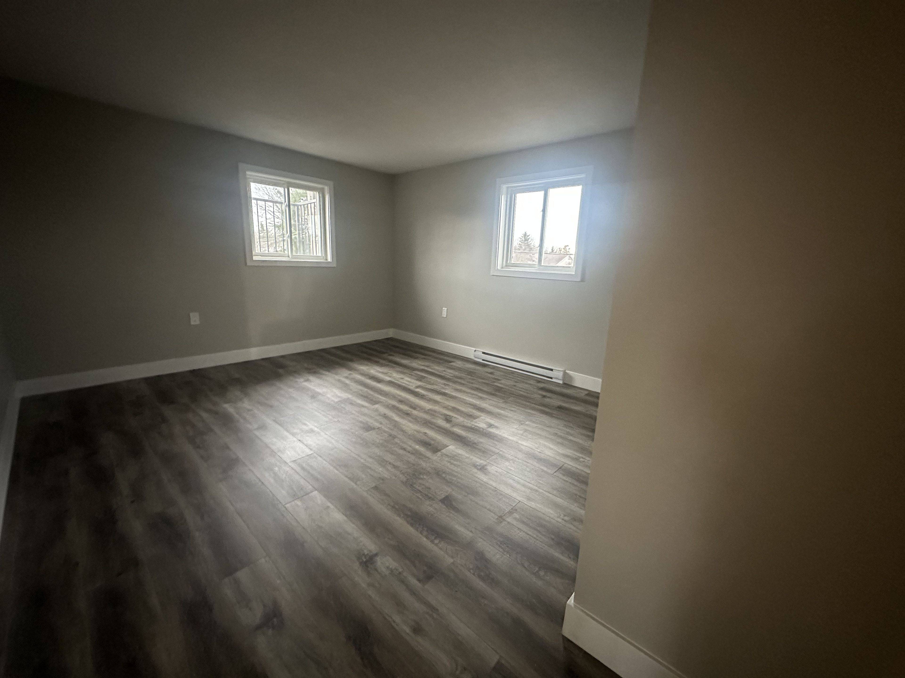 Gananoque, ON K7G 2Y6,565 Emma ST #1