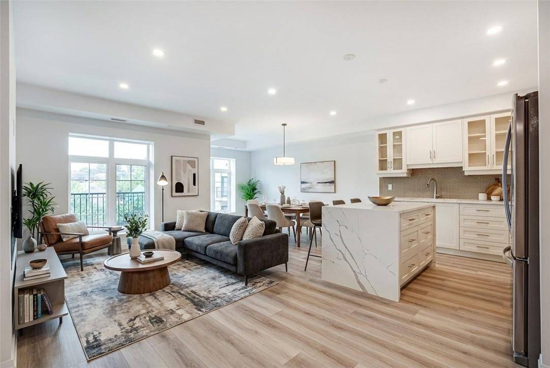 Hamilton, ON L9G 1N4,153 Wilson ST W #307