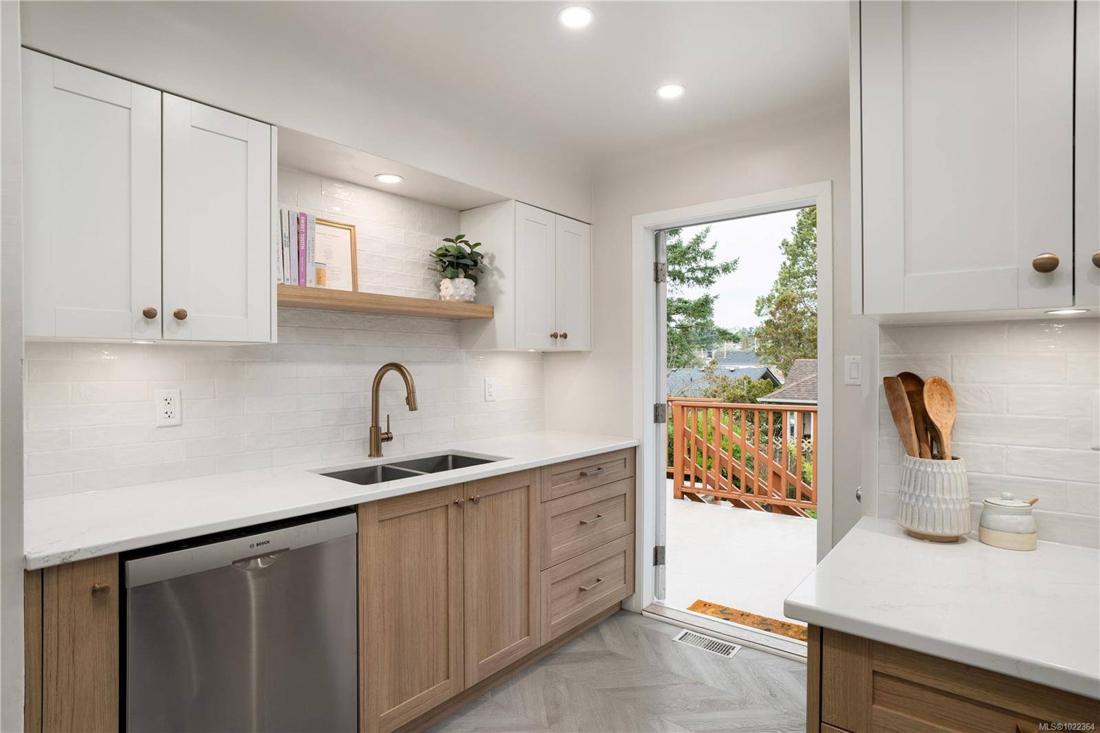 Saanich, BC V8Z 2H7,610 Baker St