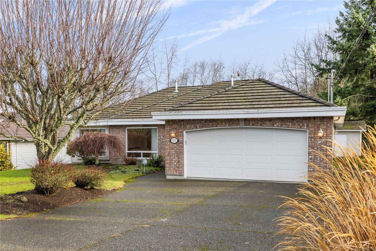 Qualicum Beach, BC V9K 1R7,117 Denman Dr