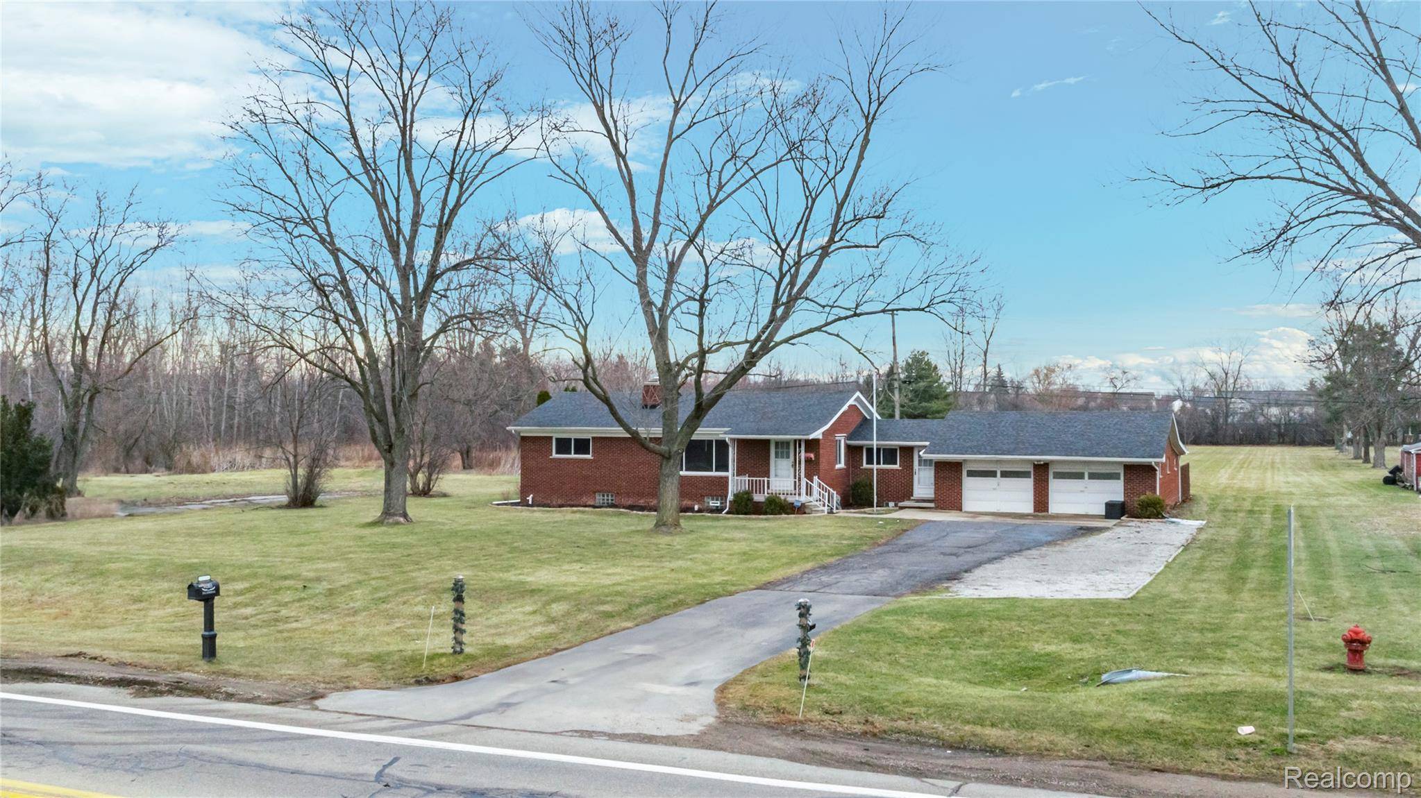 Canton, MI 48188,3555 Denton RD