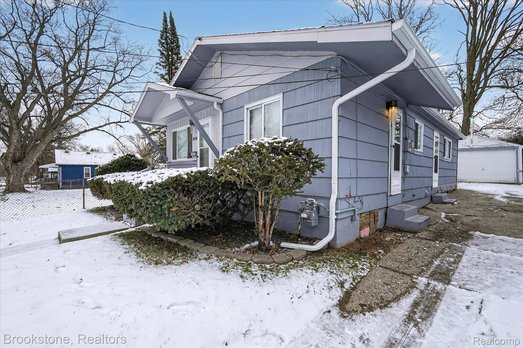 Flint, MI 48505,1034 E Alma AVE