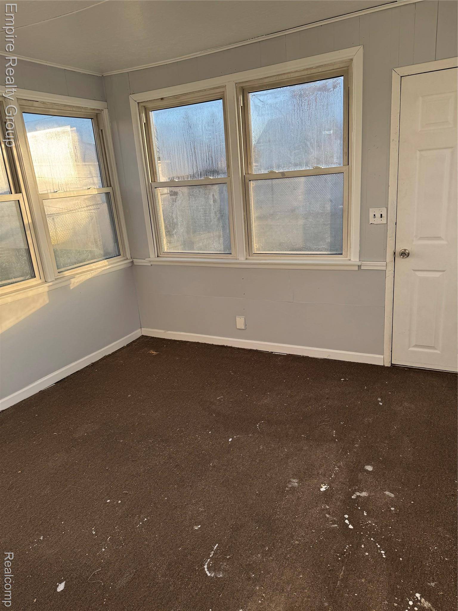 Detroit, MI 48228,16813 Tireman ST