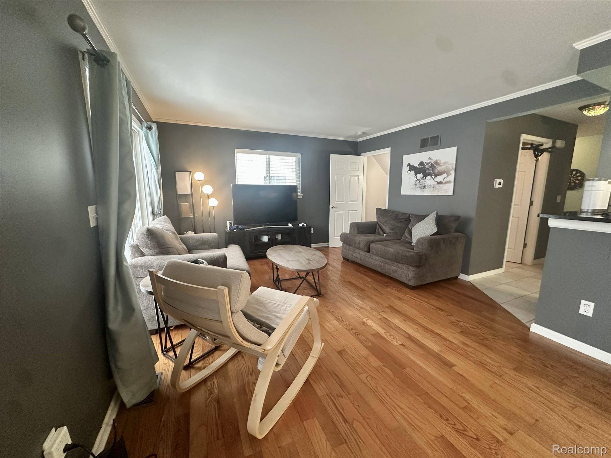 Waterford, MI 48327,1306 Jay ST