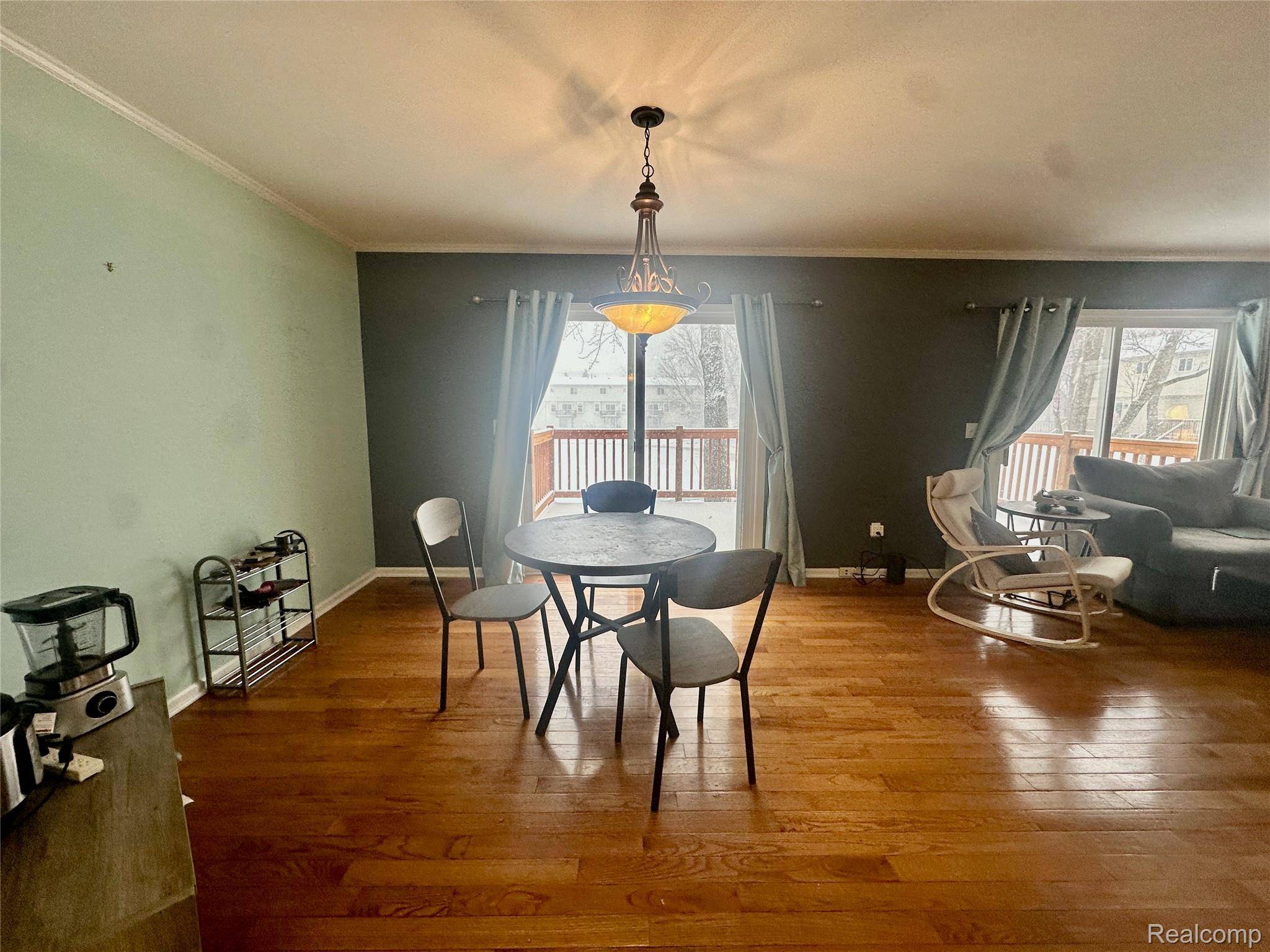 Waterford, MI 48327,1306 Jay ST