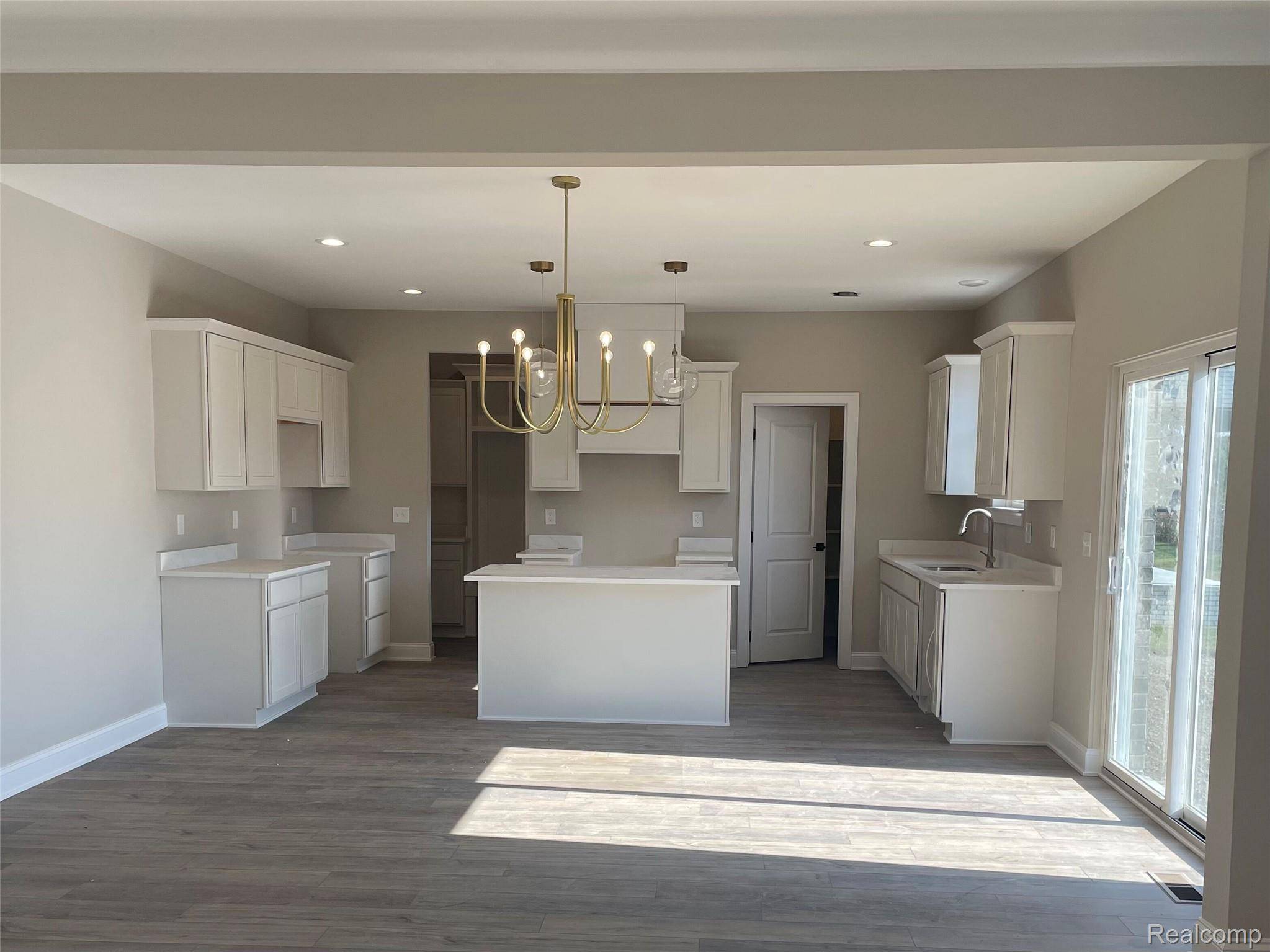 Chesterfield, MI 48047,28326 Nadia LN