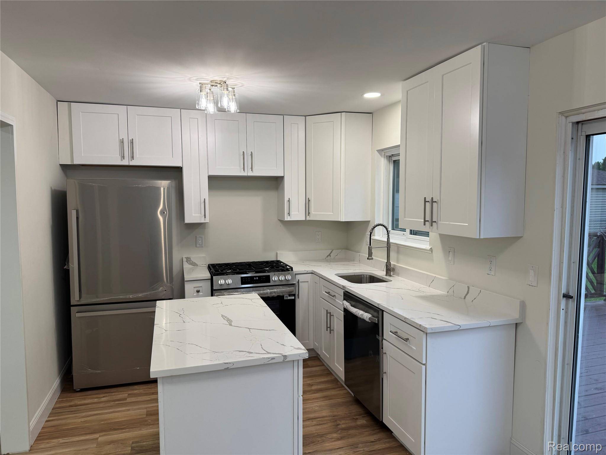 Clinton Township, MI 48038,42113 CLAYTON ST