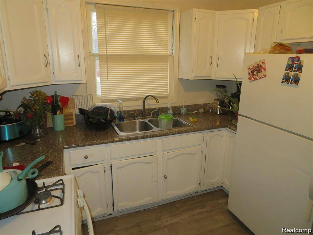 Detroit, MI 48224,3920 Devonshire RD