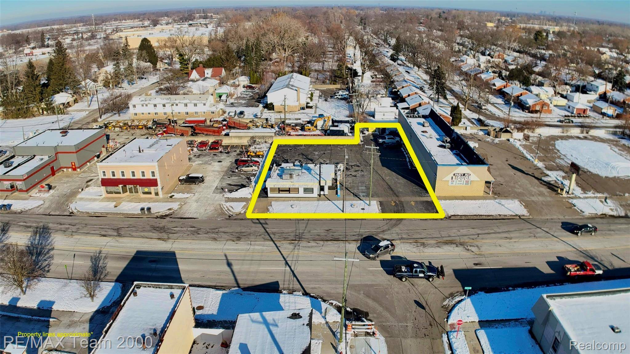 Redford, MI 48239,27010 Plymouth RD