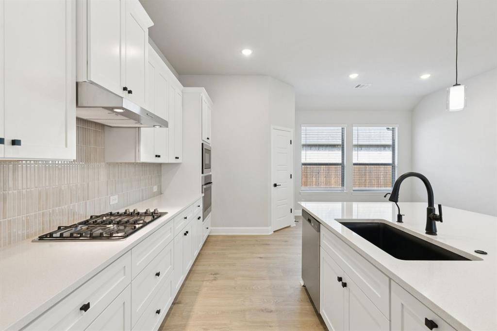 Waxahachie, TX 75165,1854 Silver Birch Road