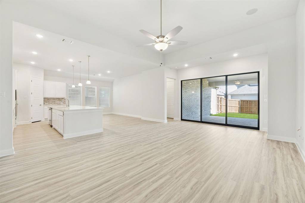 Crowley, TX 76036,1000 Sunflower Street