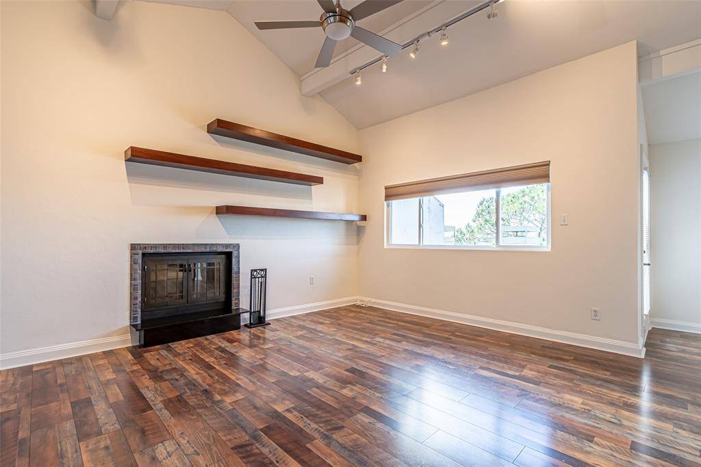 Fort Worth, TX 76179,9999 Boat Club Road #207