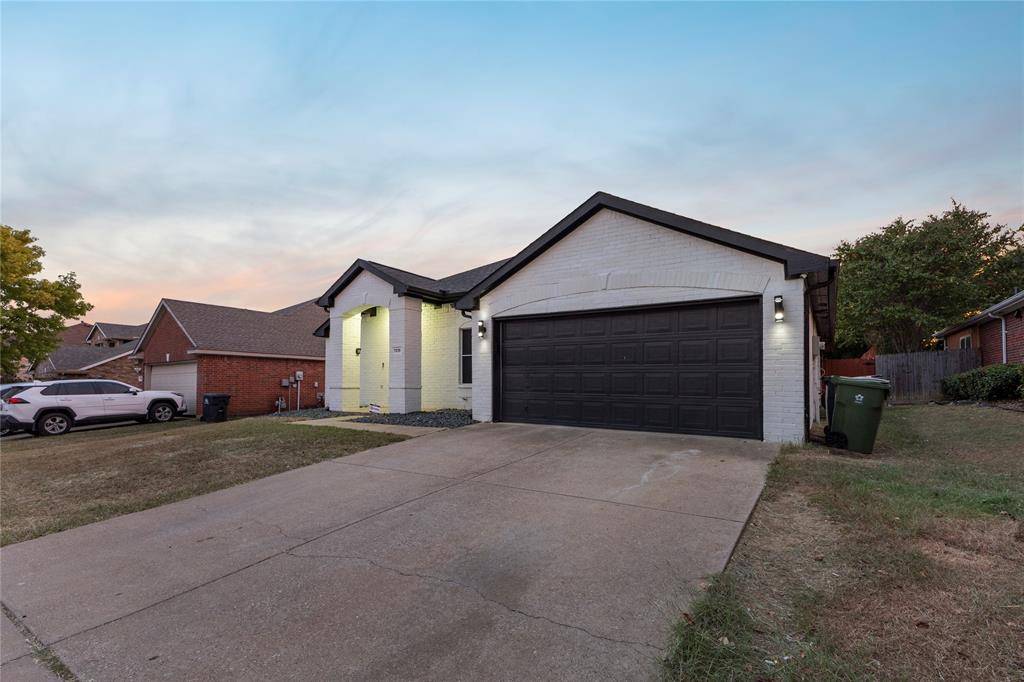 Arlington, TX 76002,7018 Lake Jackson Drive