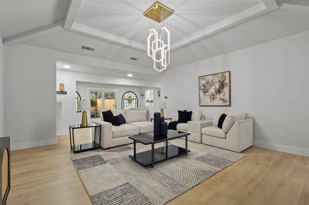 Richardson, TX 75081,1 Spring Valley Court