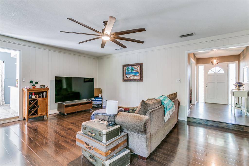 Bedford, TX 76022,1000 Sherwood Drive