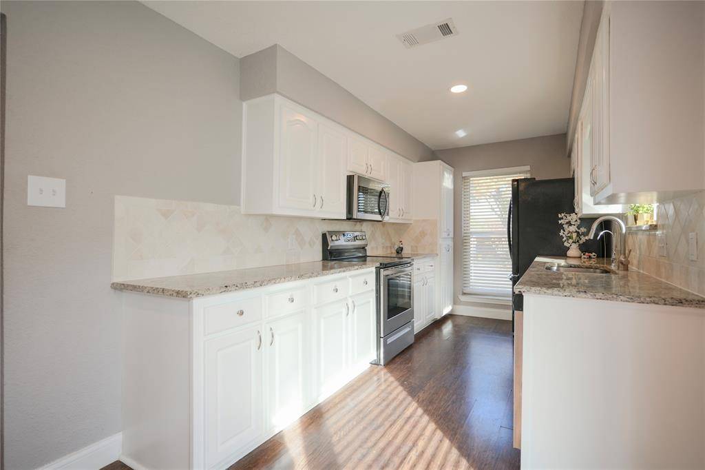 Carrollton, TX 75007,1610 Saint James Drive