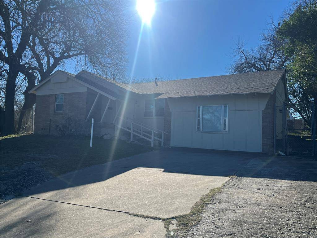 Dallas, TX 75241,1324 Whispering Trail