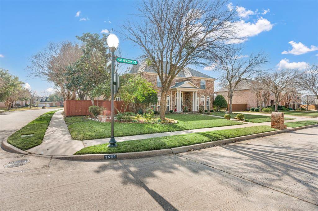 Southlake, TX 76092,1901 Hay Meadow Court