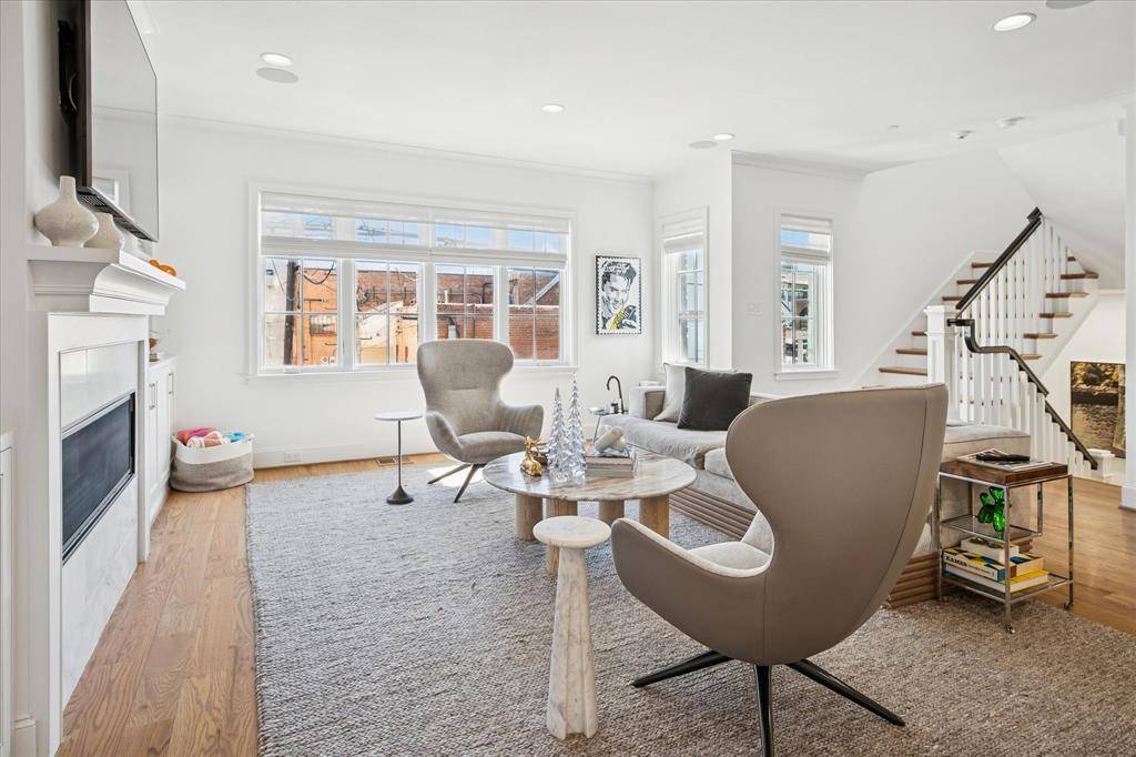 University Park, TX 75205,3420 Rosedale Avenue #2