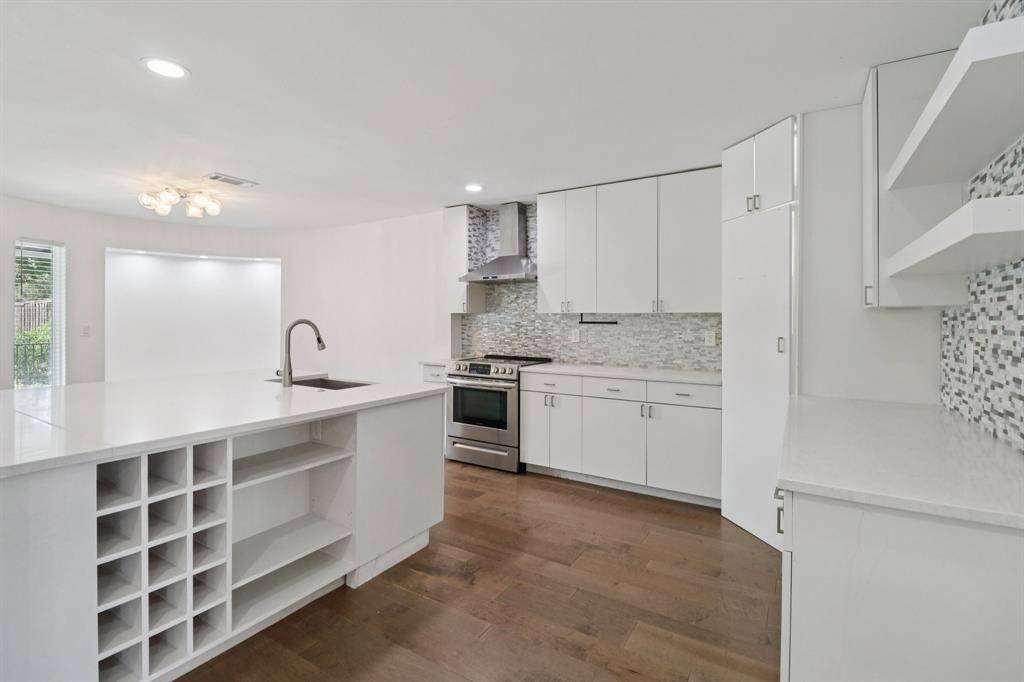 Dallas, TX 75248,7326 La Cosa Drive