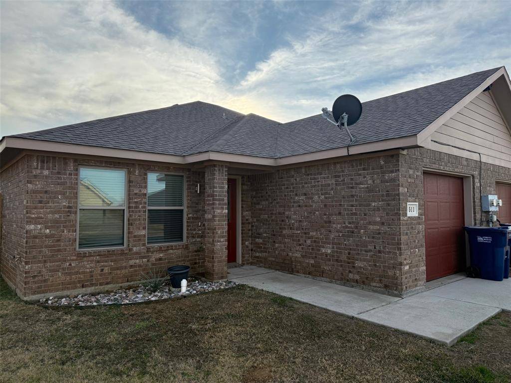 Gunter, TX 75058,511 Wood Drive